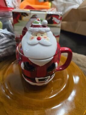 American Atelier Santa Mug With Lid Happy Holidays 5615 Ceramic Christmas